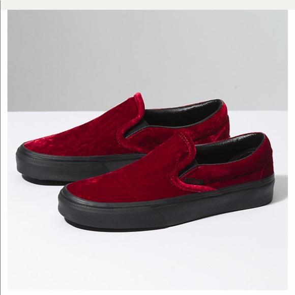 Just In NWT Vans Red Oxblood Crush Velvet Slip on - Picture 4 of 8
